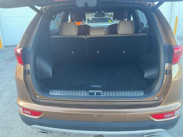 Used 2017 Kia Sportage SX image 8