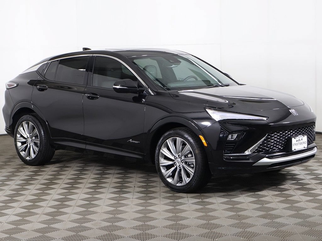 Used 2024 Buick Envista Avenir FWD image 2