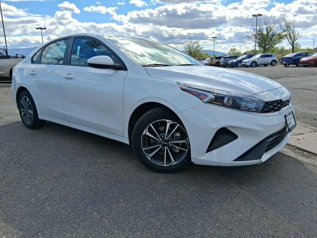 Used 2024 Kia Forte LXS image 4