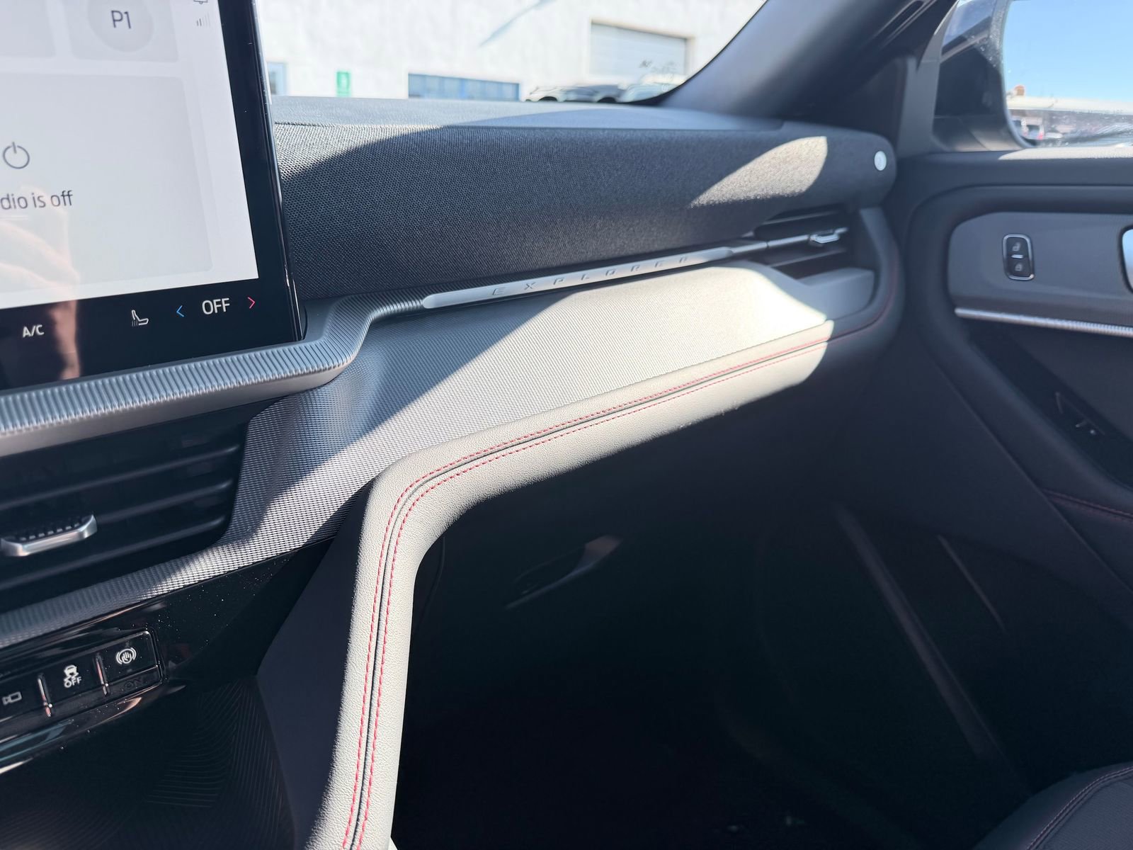 New 2026 Ford Explorer ST-Line w/ Premium Package image 17