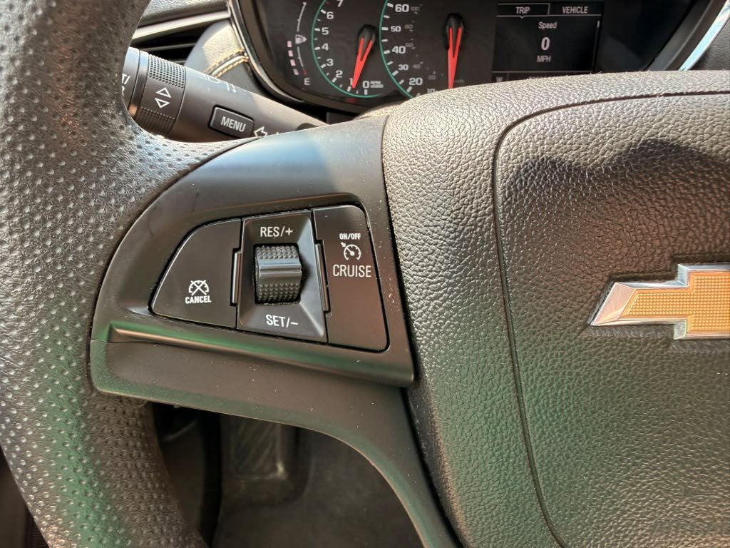 Used 2017 Chevrolet Trax LT AWD/4WD image 37