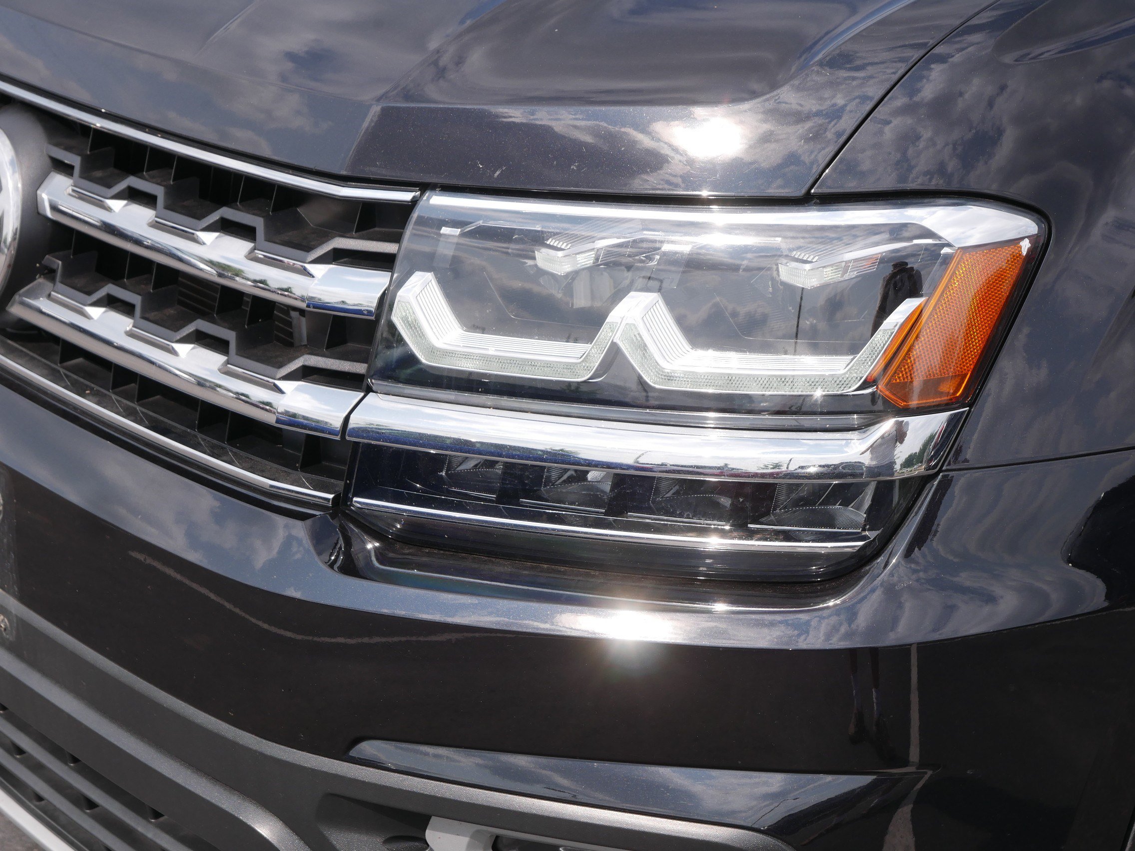 Used 2019 Volkswagen Atlas SEL AWD/4WD image 16
