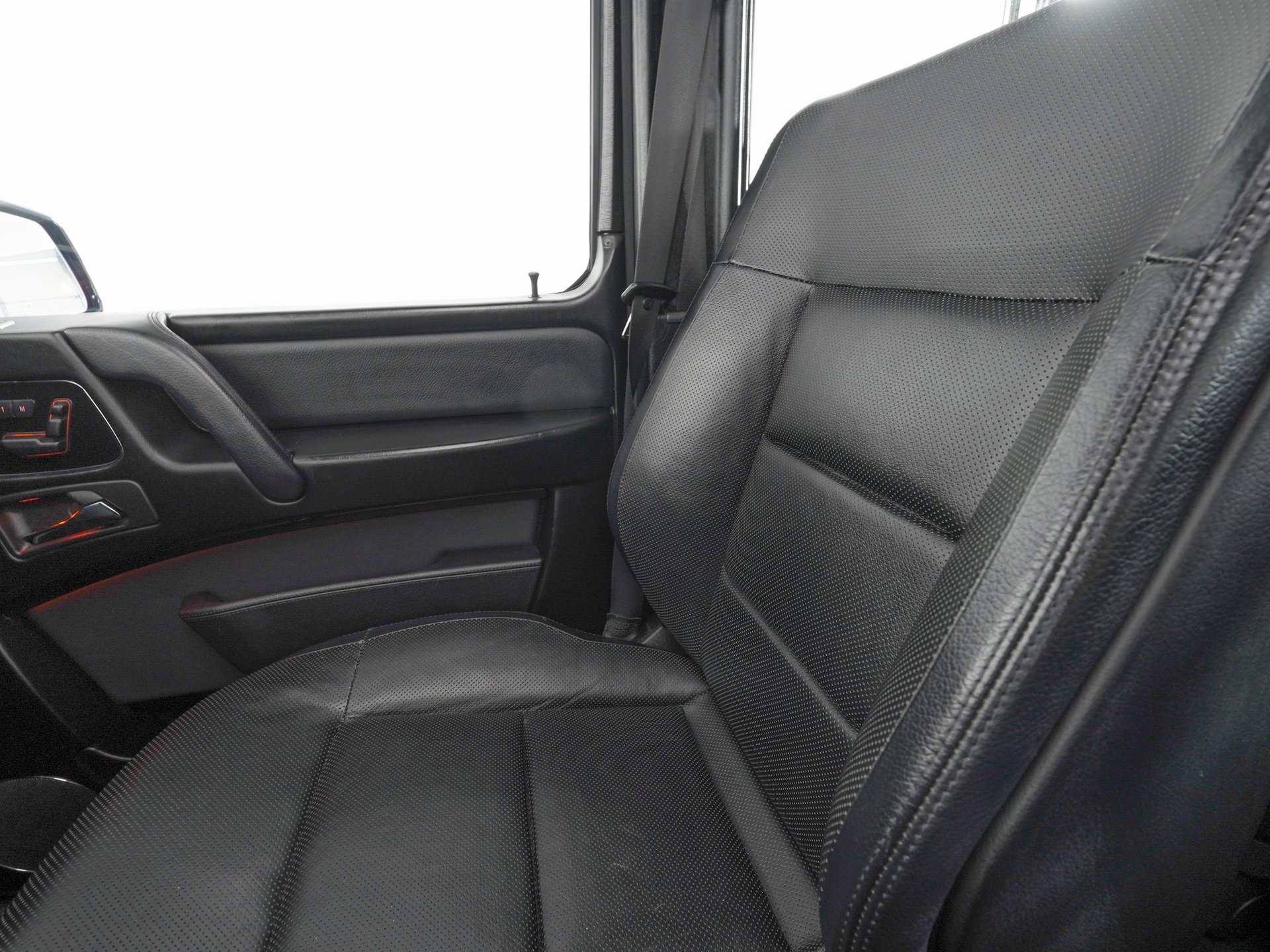 Used 2018 Mercedes-Benz G 550 image 28