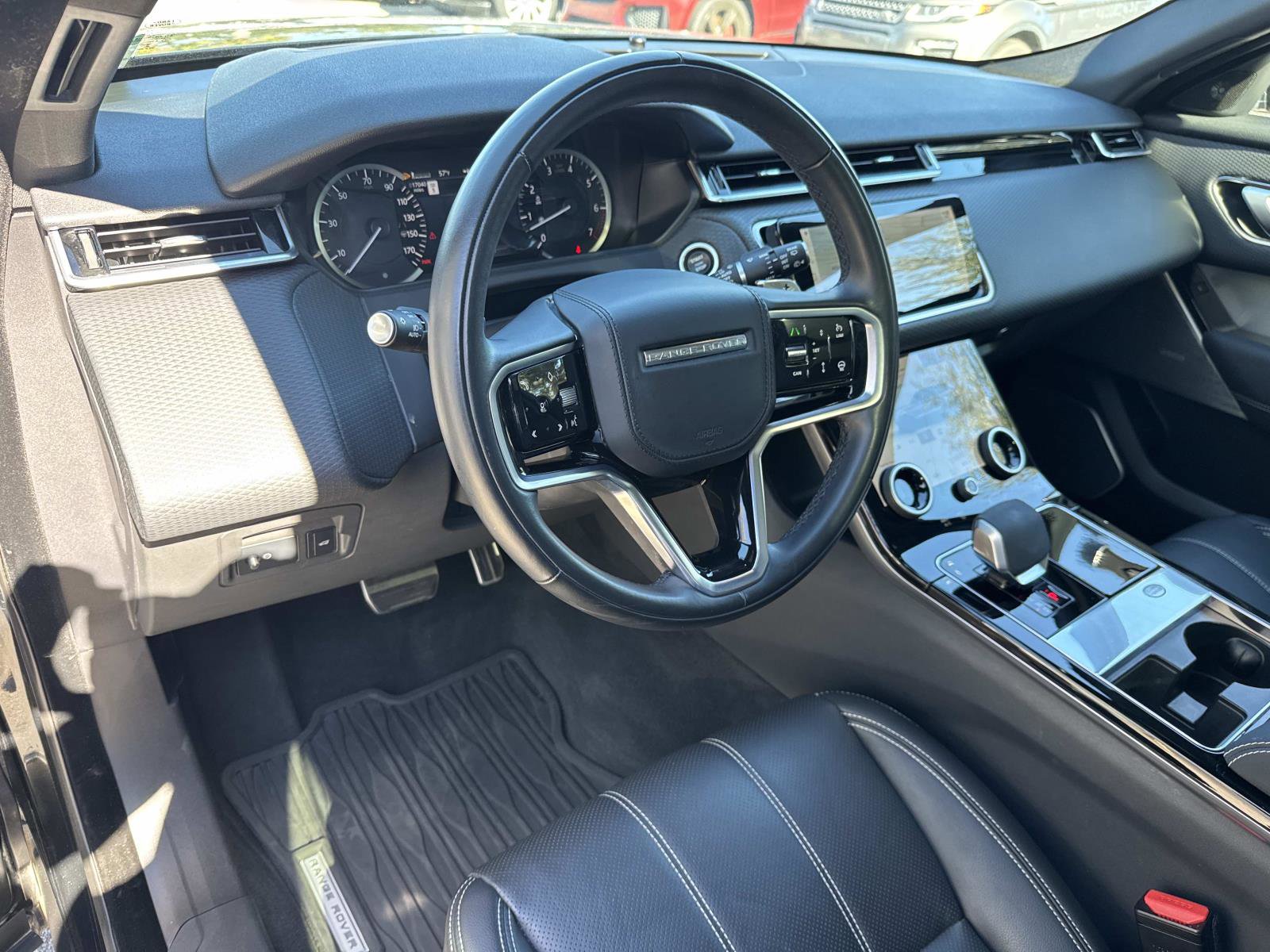 Used 2023 Land Rover Range Rover Velar HST image 23