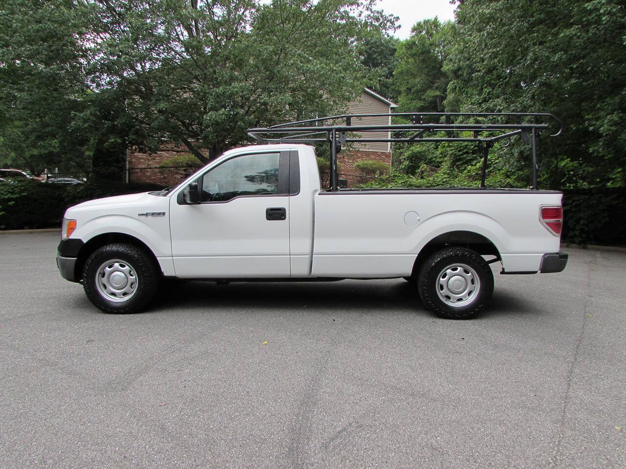 Used 2013 Ford F150 XL RWD image 4