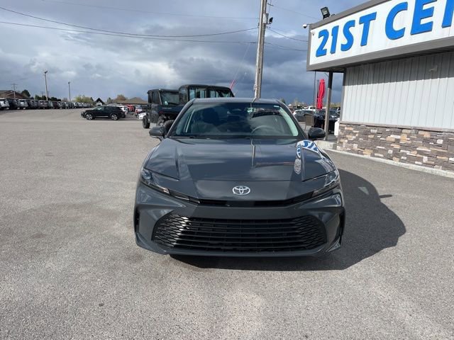 Used 2026 Toyota Camry LE FWD image 2