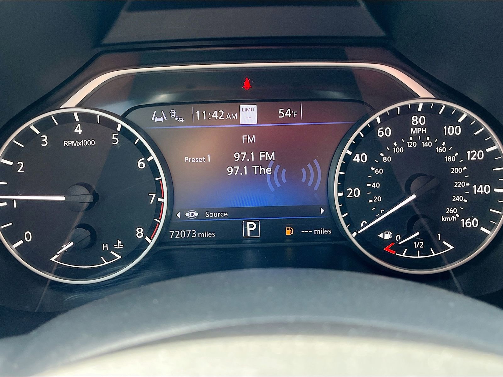 Used 2023 Nissan Murano Platinum w/ Cargo Package image 12