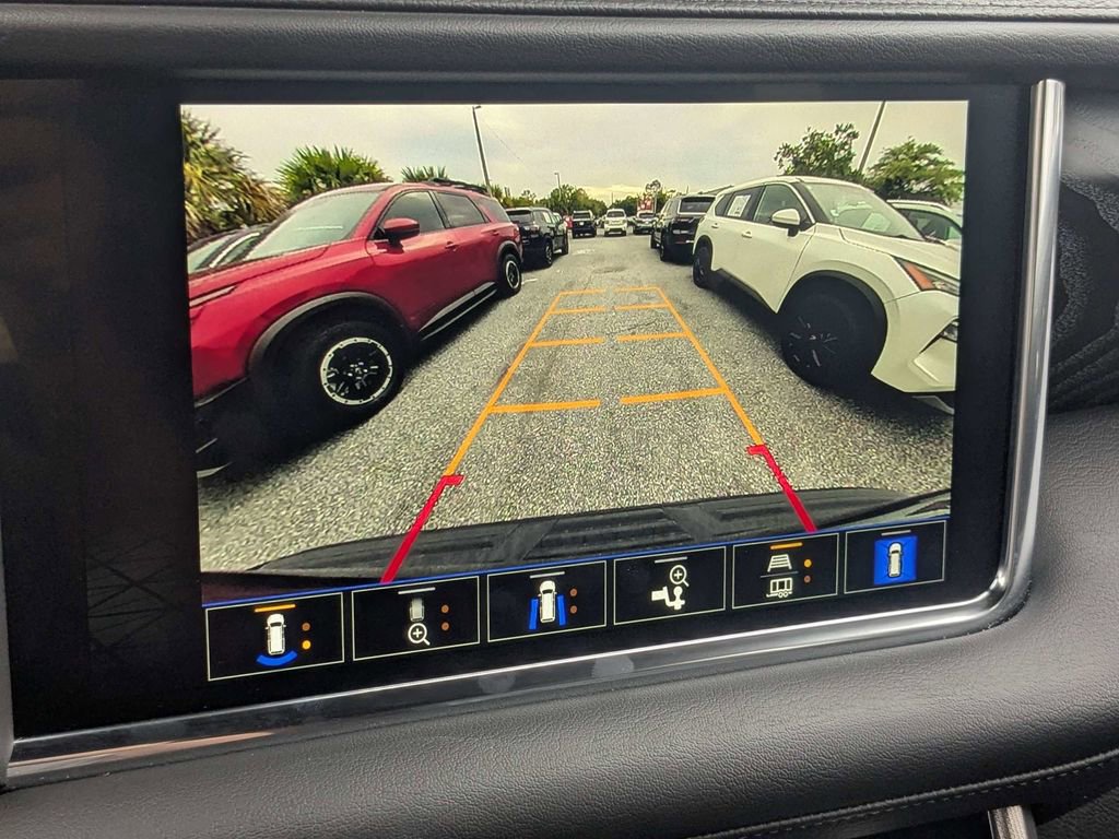 Used 2024 GMC Yukon Denali AWD/4WD image 23