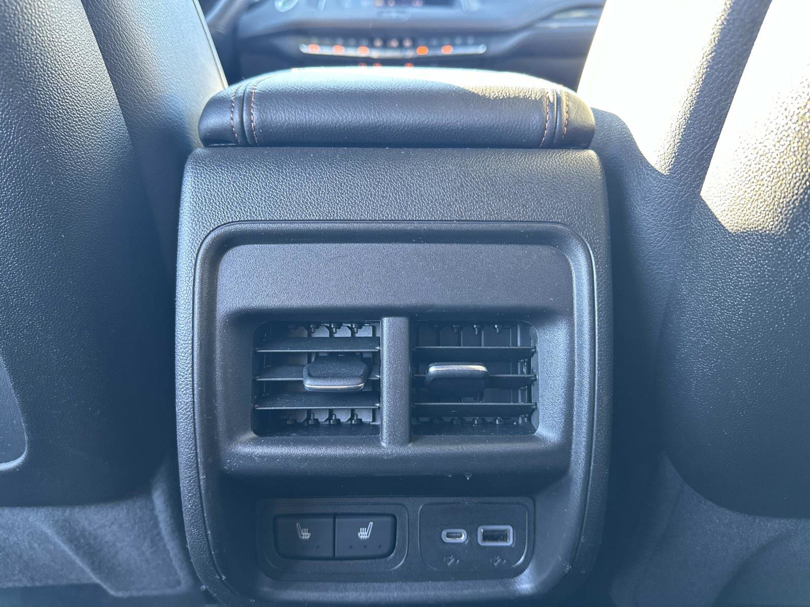 Certified 2023 Cadillac XT4 Sport w/ Technology Package image 13