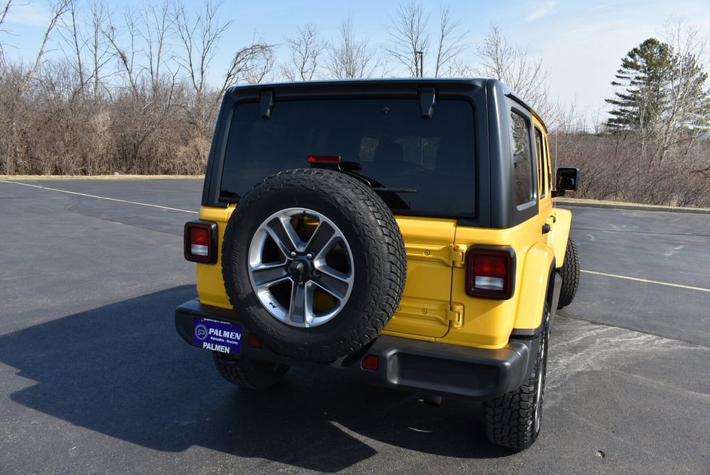 Used 2018 Jeep Wrangler Unlimited Sahara image 7