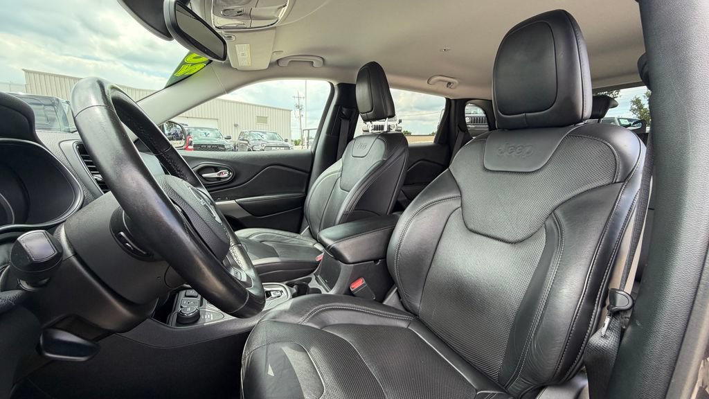 Used 2020 Jeep Cherokee Limited AWD/4WD image 22