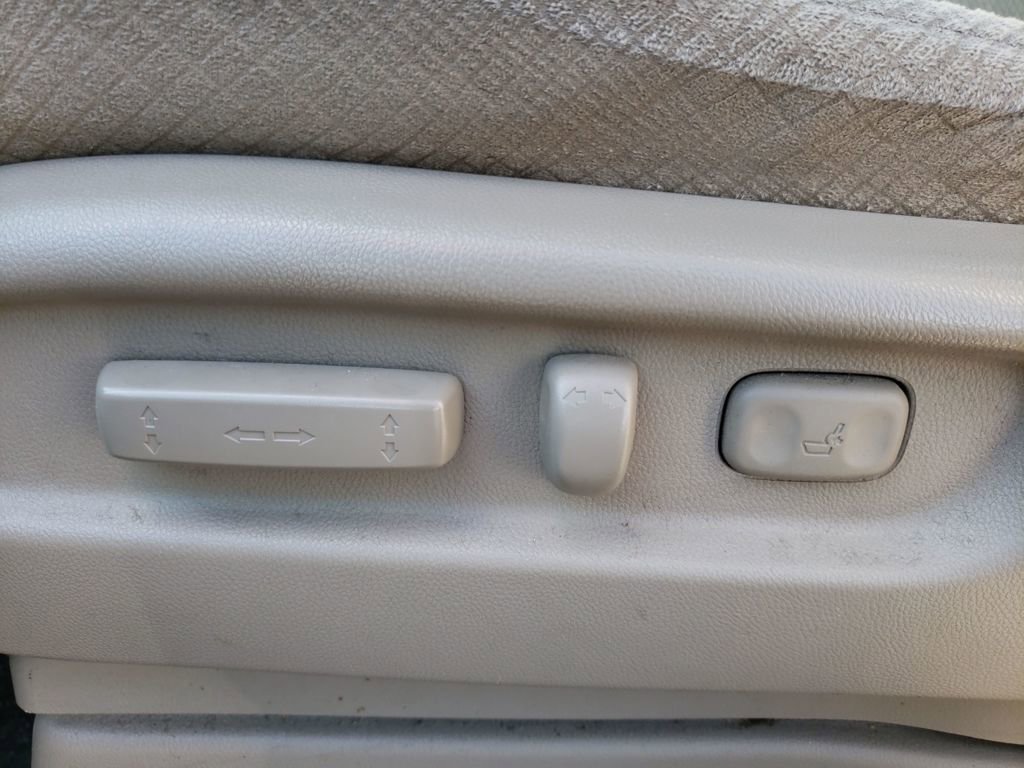 Used 2017 Honda Odyssey SE image 15