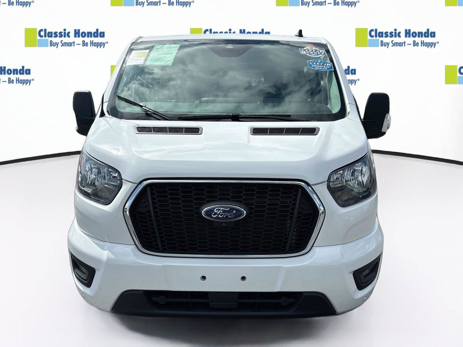 Used 2023 Ford Transit 350 XLT RWD image 2