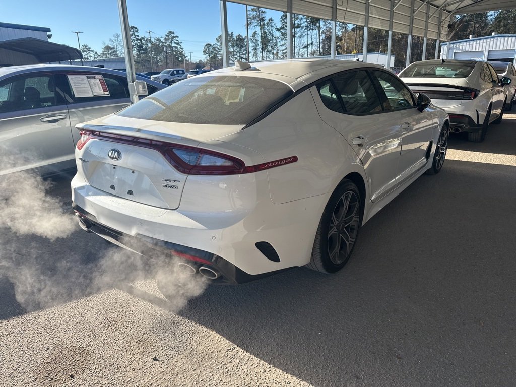Used 2019 Kia Stinger GT image 3