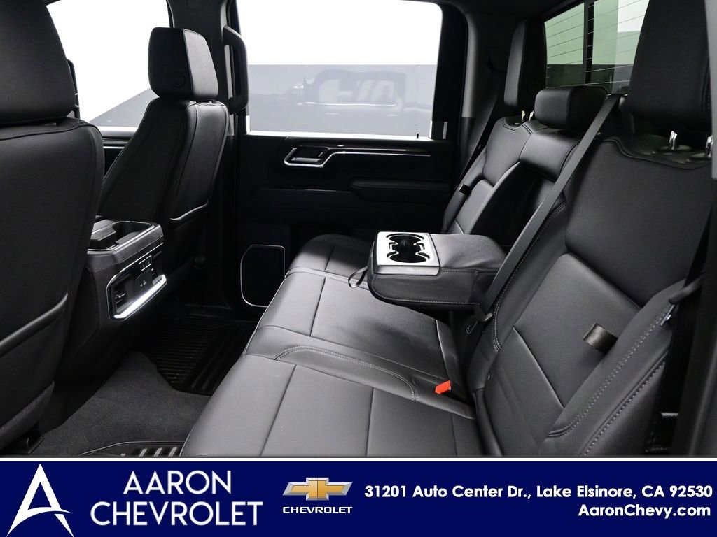 New 2026 Chevrolet Silverado 2500 LTZ w/ LTZ Premium Package AWD/4WD image 17