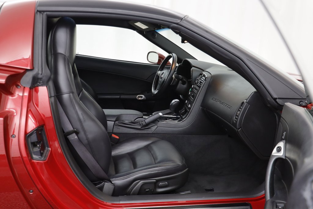 Used 2010 Chevrolet Corvette Coupe w/ Roof Package image 18