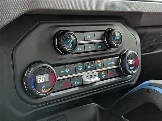 Used 2023 Ford Bronco Black Diamond image 11