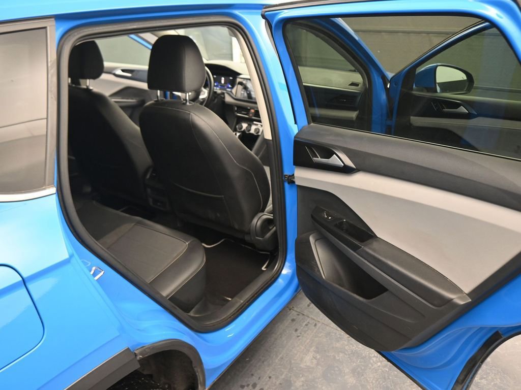 Used 2023 Volkswagen Taos SE image 41