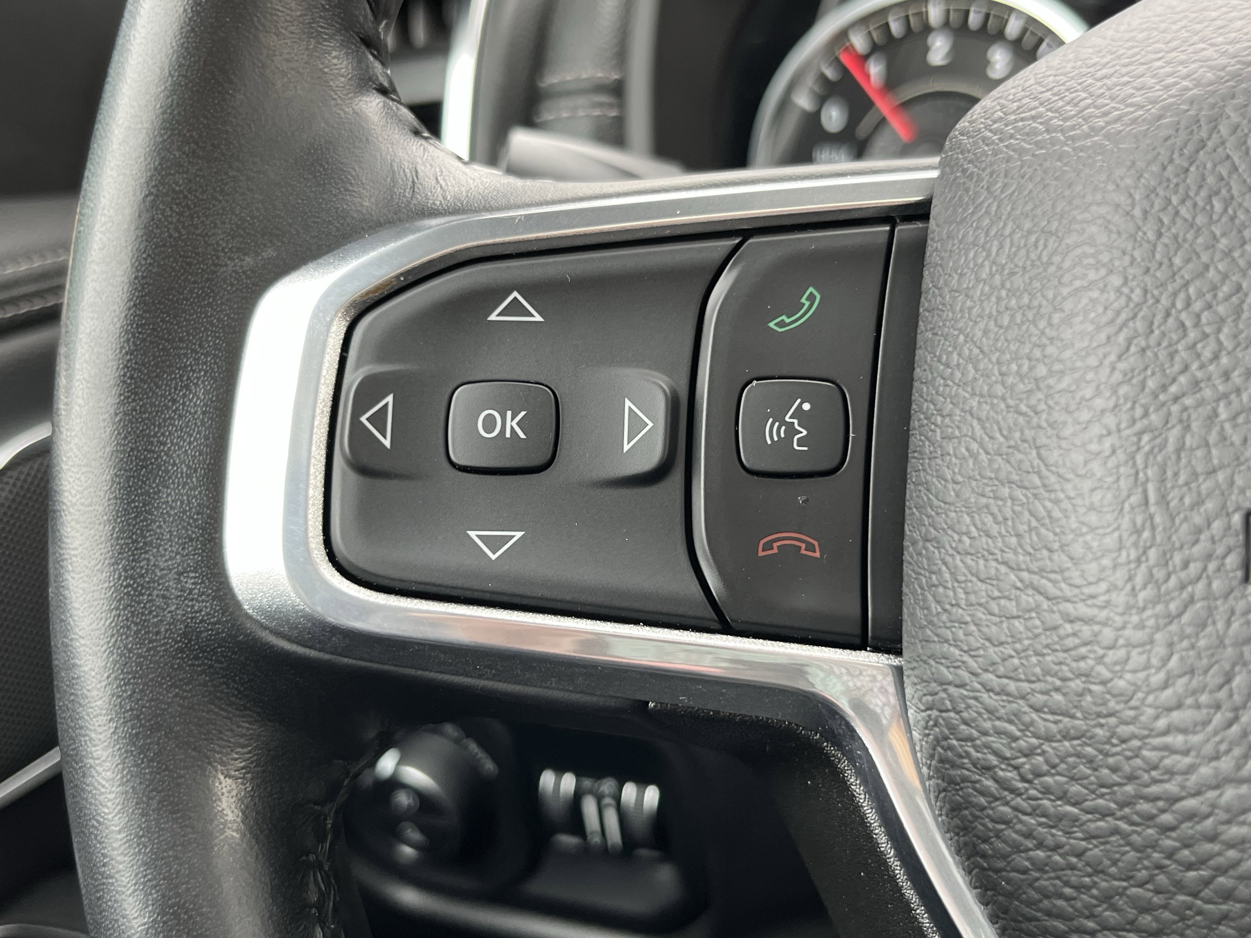 Used 2023 RAM 1500 Laramie image 22