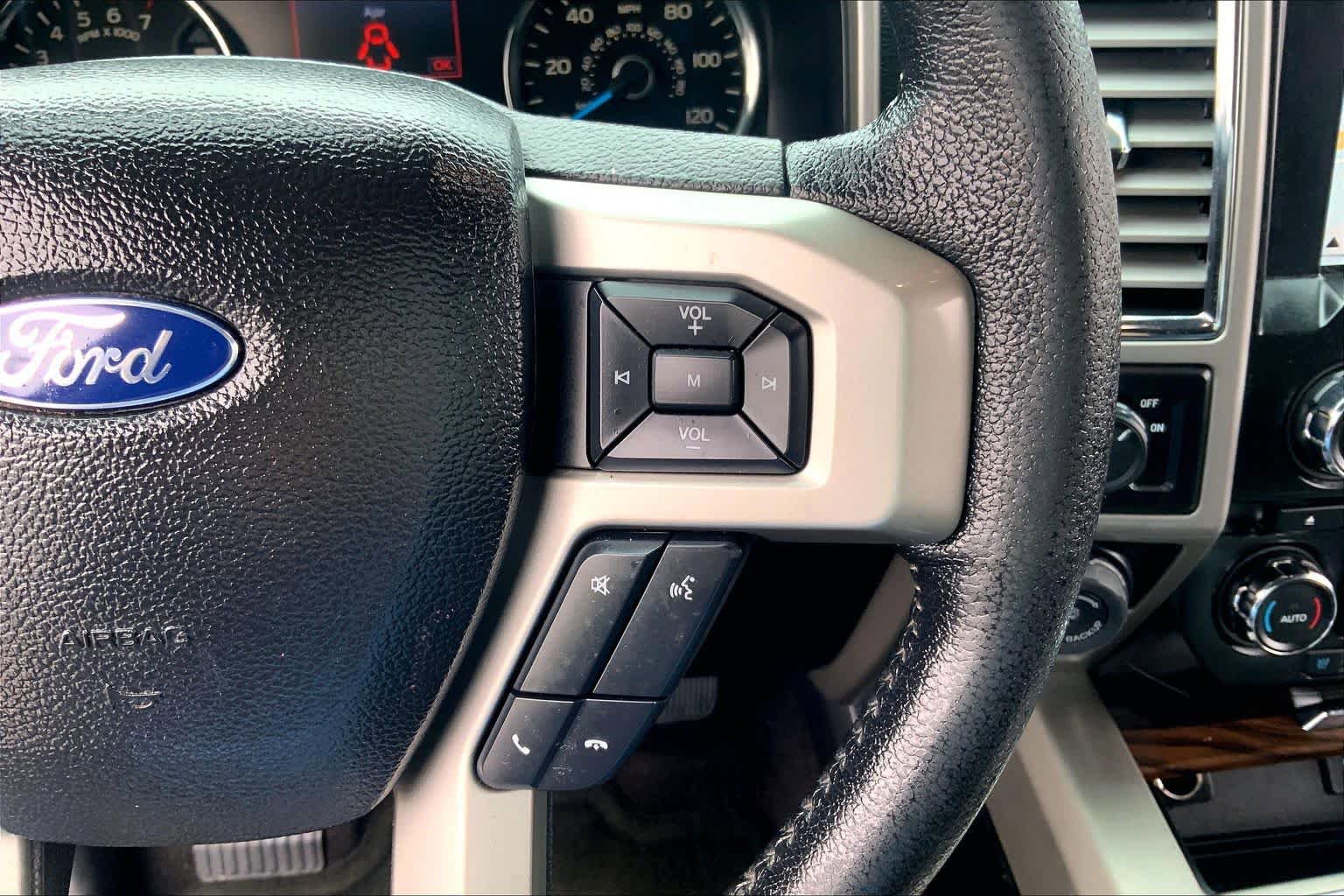Used 2016 Ford F150 Lariat RWD image 20