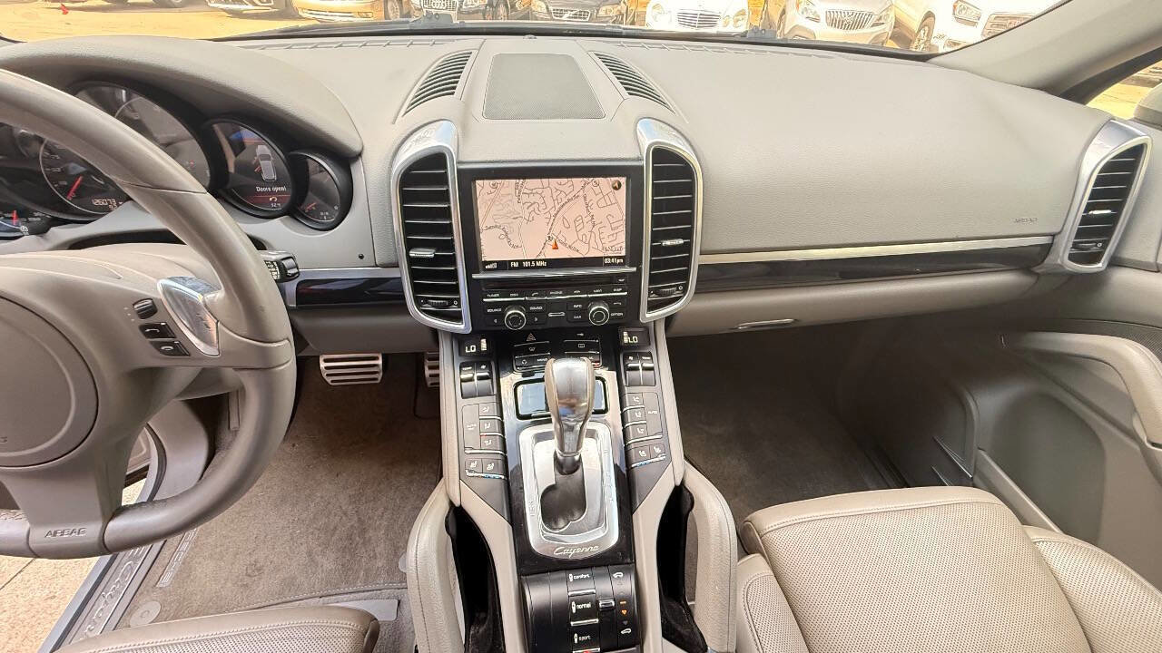Used 2011 Porsche Cayenne S image 76