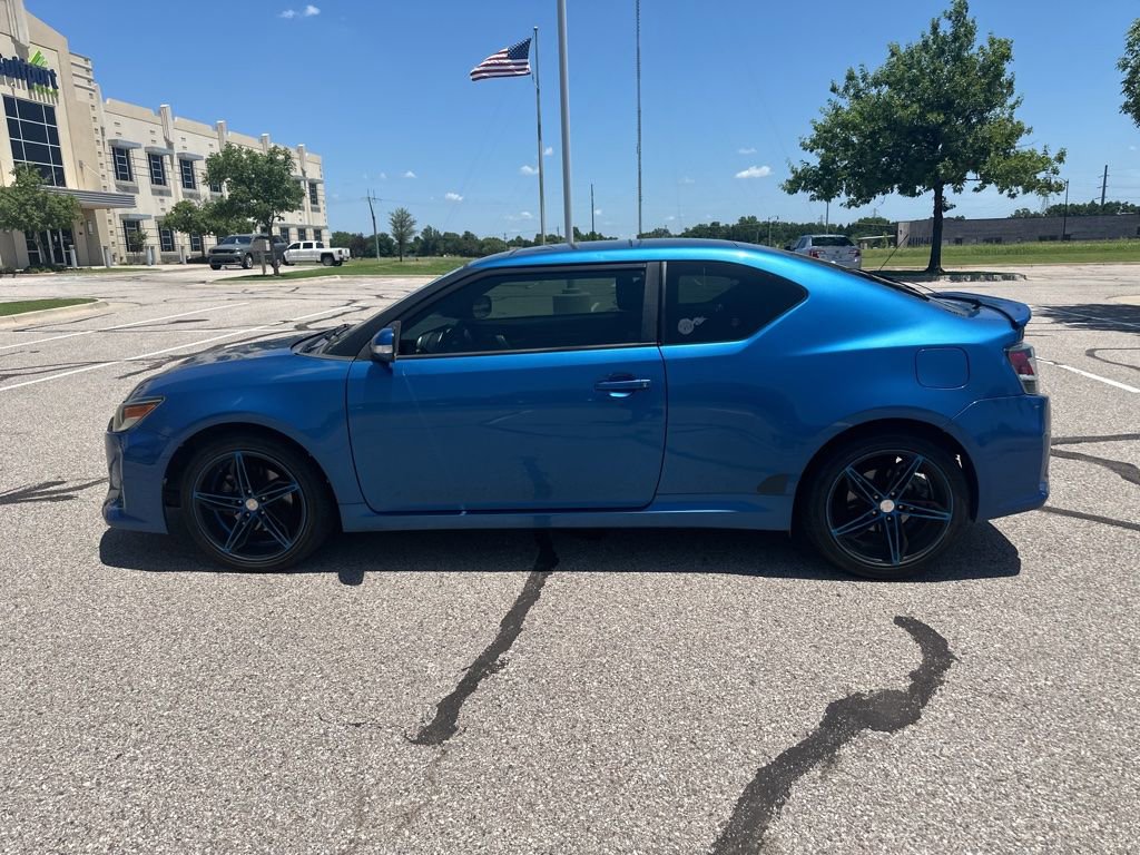 Used 2016 Scion tC FWD image 8