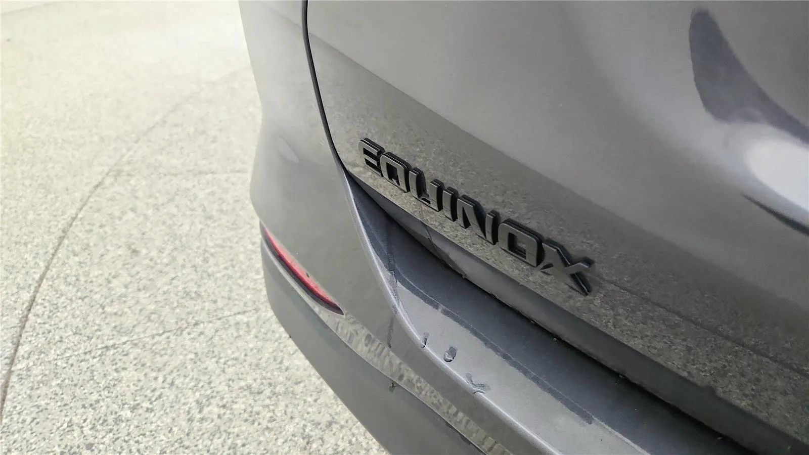 Used 2022 Chevrolet Equinox LT FWD image 36