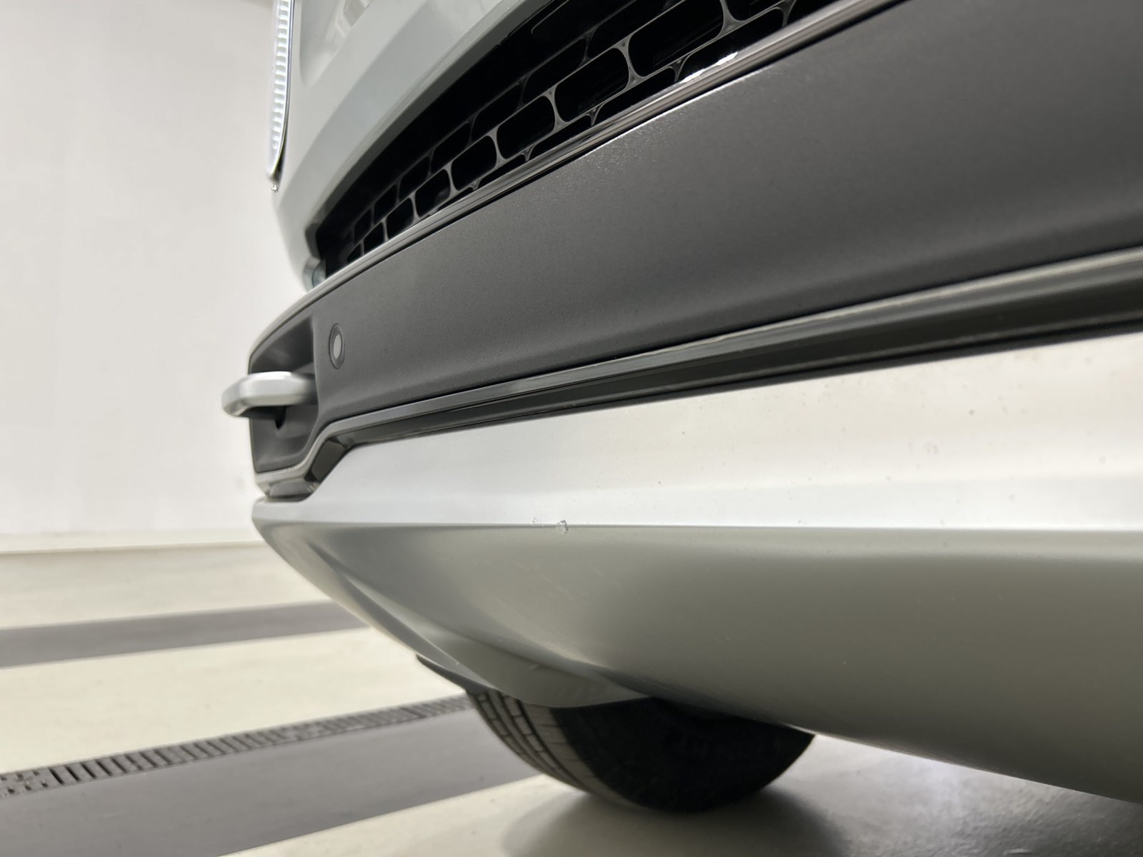 Used 2023 Rivian R1S Adventure Quad AWD/4WD image 34
