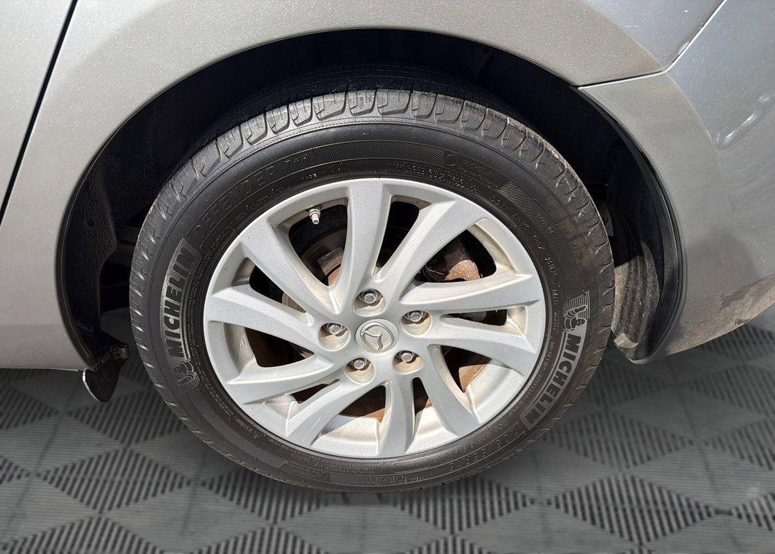 Used 2012 MAZDA MAZDA3 i Grand Touring image 34