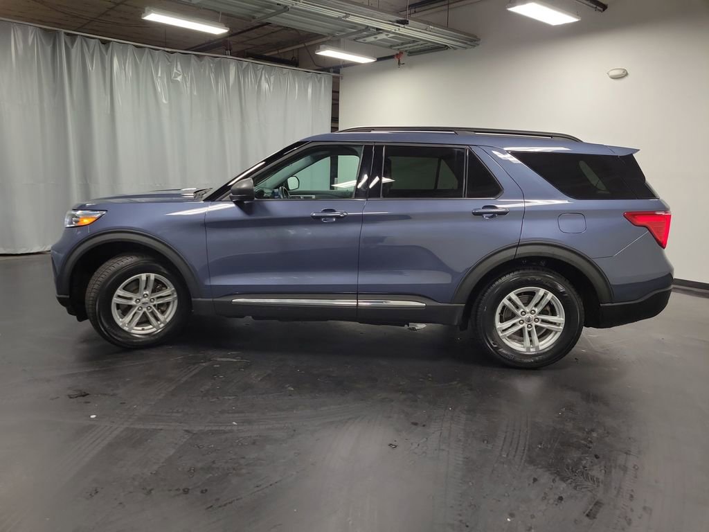 Used 2021 Ford Explorer XLT image 5