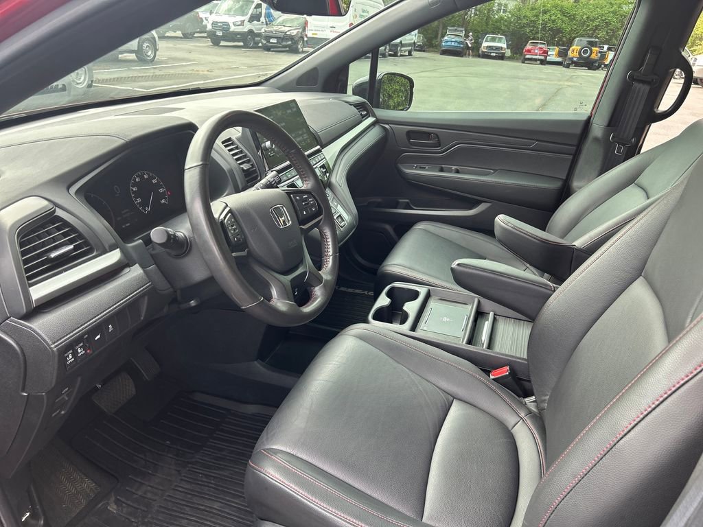 Used 2025 Honda Odyssey Sport-L image 14