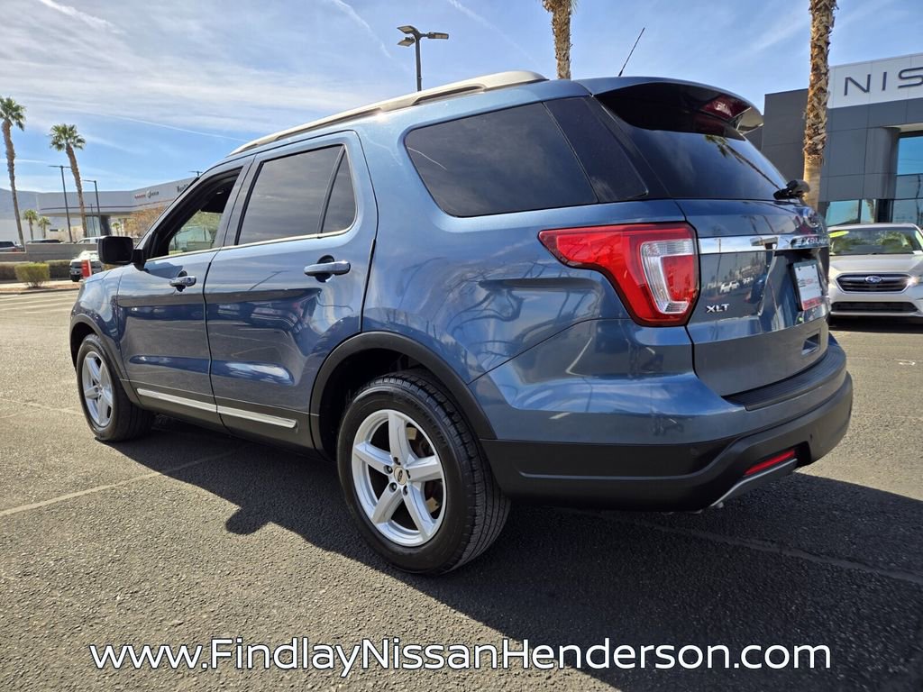 Used 2019 Ford Explorer XLT w/ Equipment Group 201A image 4