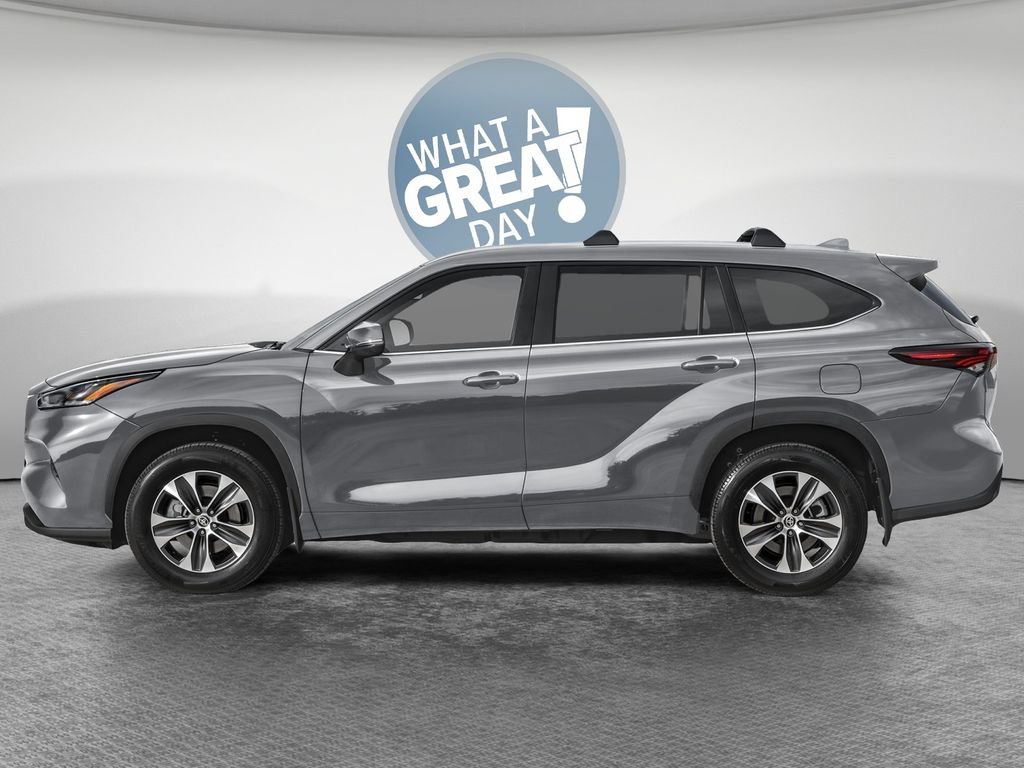 New 2026 Toyota Highlander Limited AWD/4WD image 3