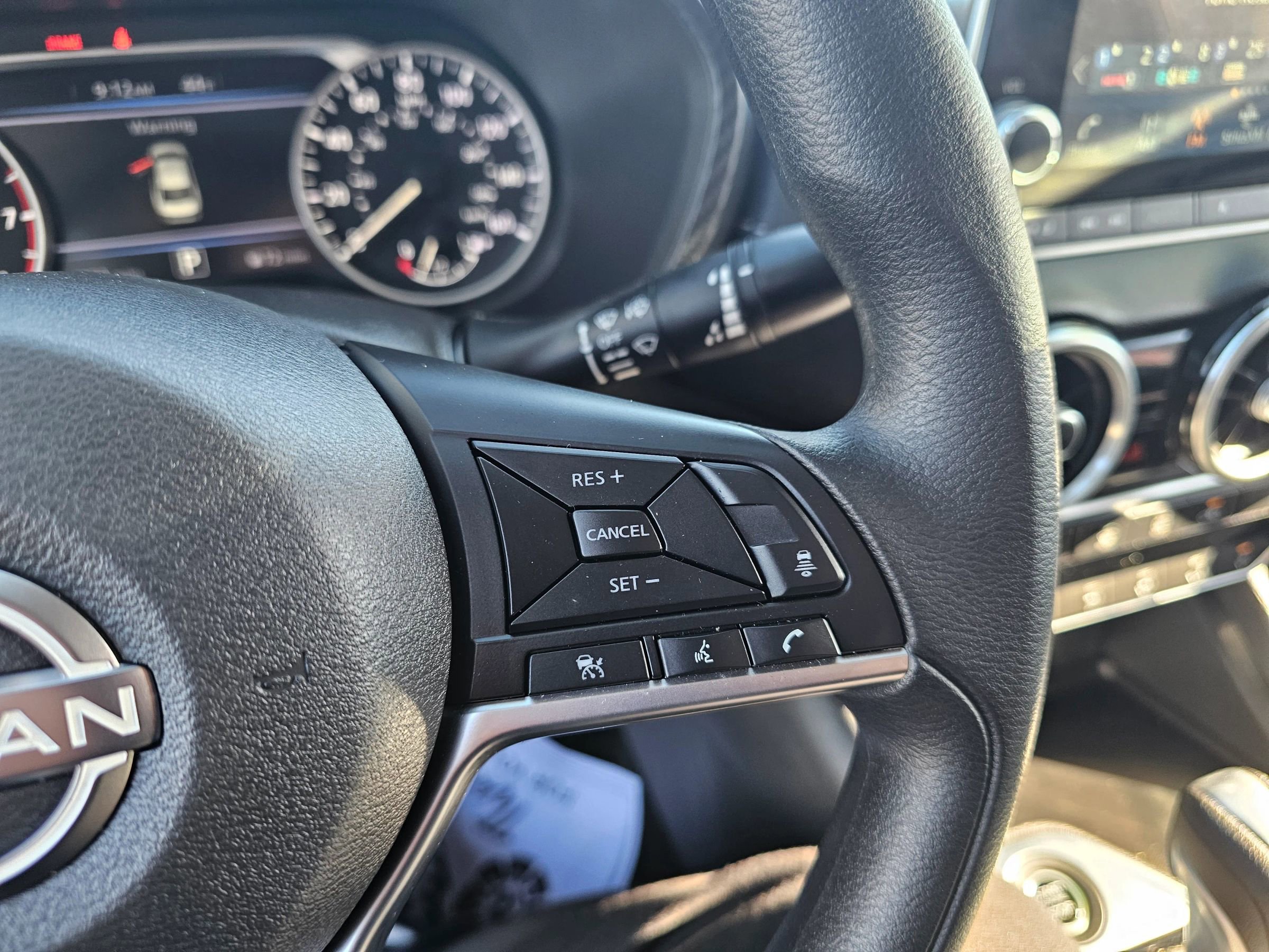 Used 2025 Nissan Sentra SV image 19