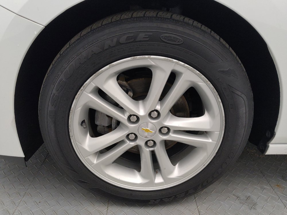 Used 2018 Chevrolet Cruze LT FWD image 31