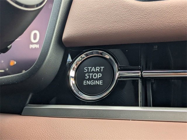 New 2025 Mitsubishi Outlander SEL image 29