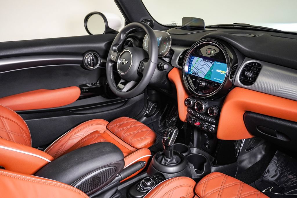 Used 2024 MINI Cooper S FWD image 14