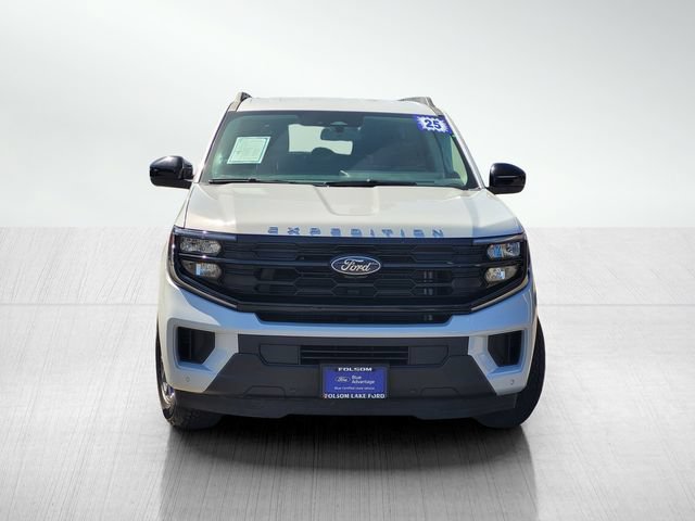 Certified 2025 Ford Expedition Max Active AWD/4WD image 2