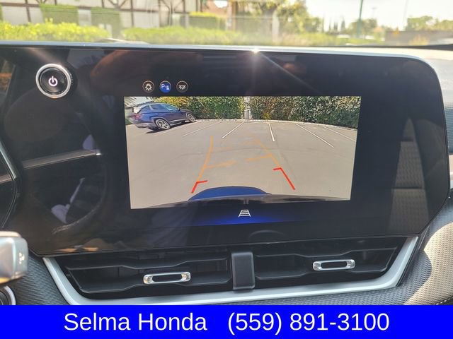 Used 2025 Chevrolet Equinox LT AWD/4WD image 19