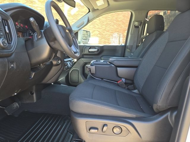 New 2026 Chevrolet Silverado 2500 Custom w/ Custom Value Package AWD/4WD image 6