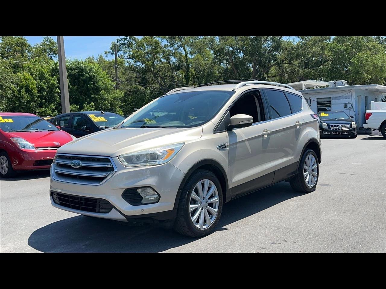 Used 2017 Ford Escape Titanium w/ Equipment Group 301A FWD image 1