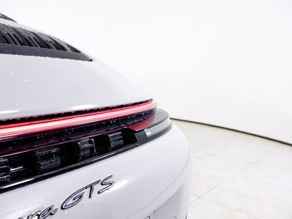 Used 2026 Porsche 911 Carrera GTS image 11