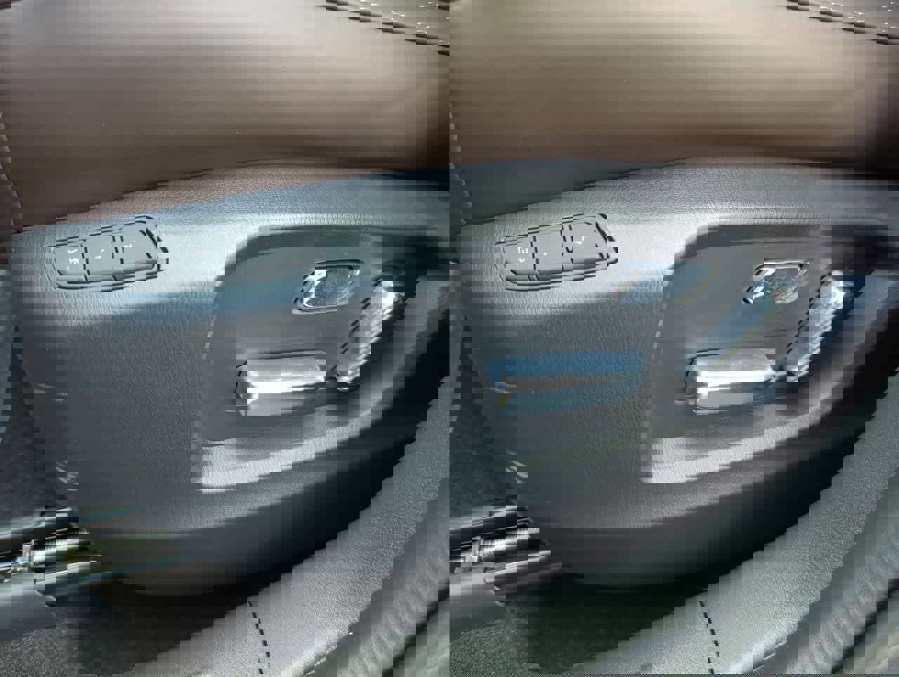 New 2025 MAZDA CX-5 Signature image 15