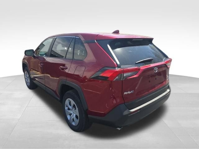 Used 2025 Toyota RAV4 LE image 4