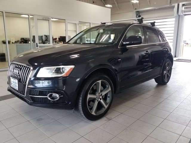 Used 2017 Audi Q5 3.0T Premium Plus w/ Technology Package AWD/4WD image 2