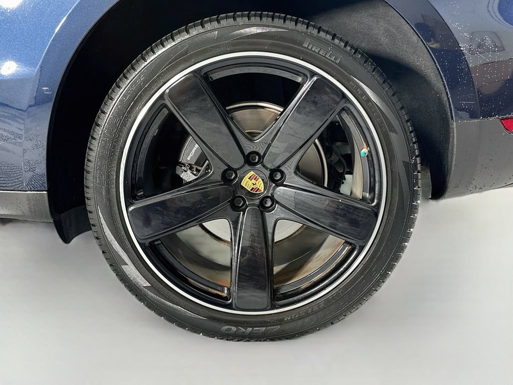 Used 2020 Porsche Macan AWD/4WD image 32
