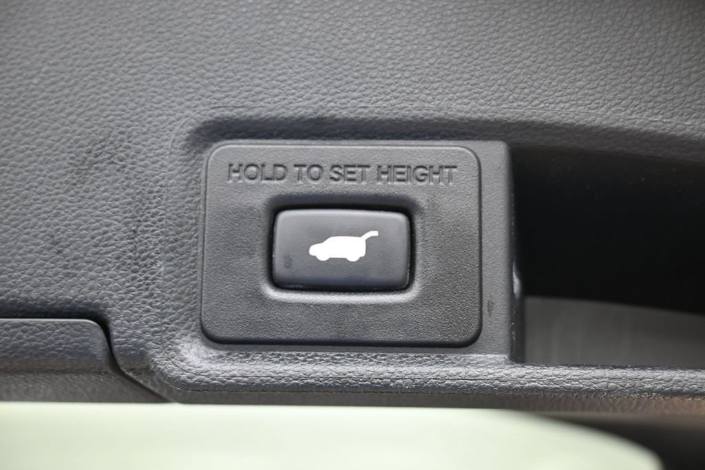 Used 2022 Acura RDX AWD image 16