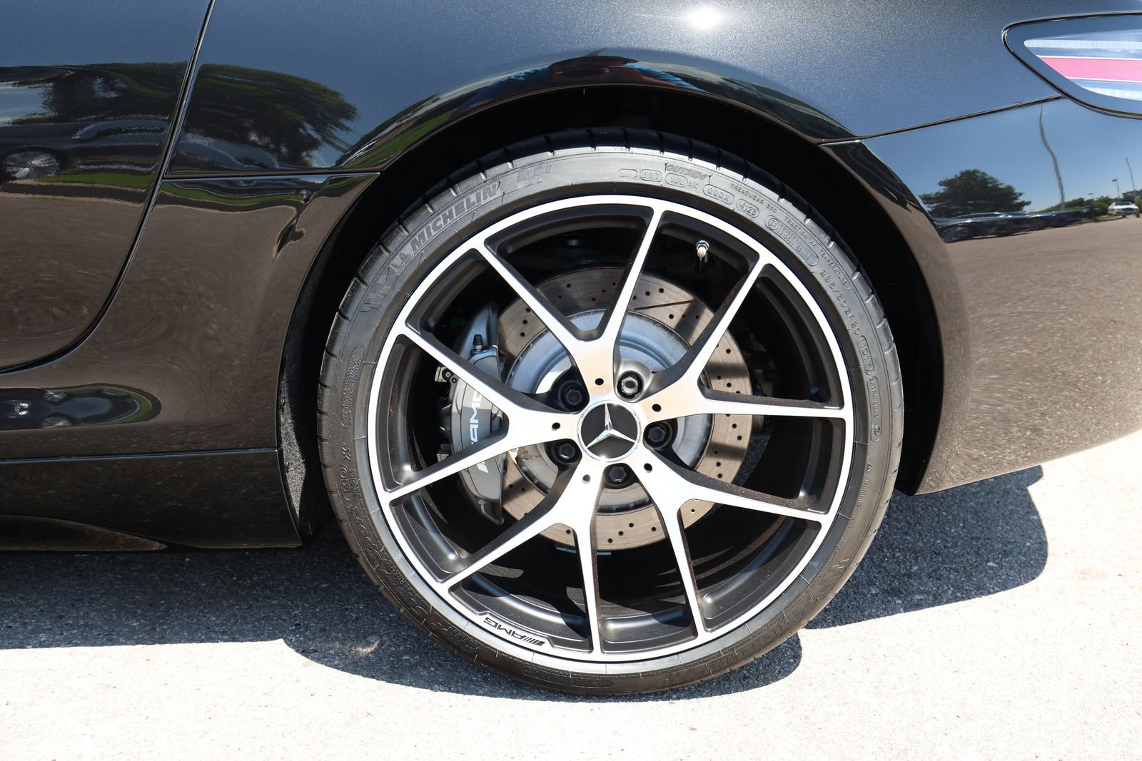Used 2015 Mercedes-Benz SLS AMG GT Final Edition image 7