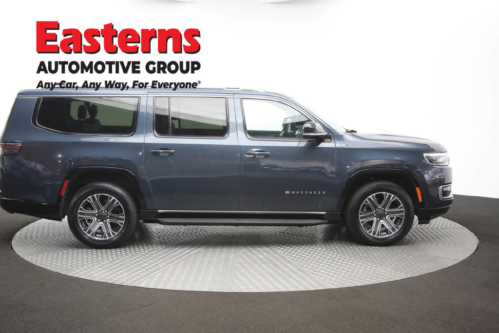 Used 2024 Jeep Wagoneer L Series II w/ Flexible Seating Group RWD image 52