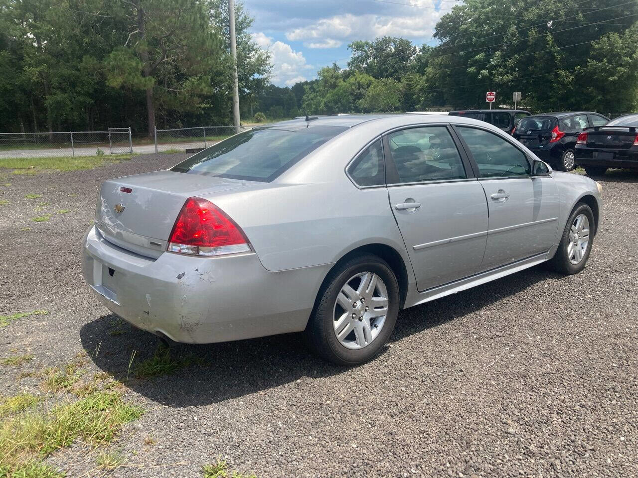 Used 2014 Chevrolet Impala LT w/ LT Sunroof Package image 5